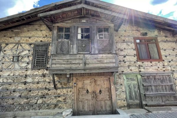 DÜĞMELİ EVLER & ALTINBEŞİK MAĞARASI TURU
